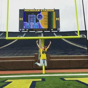 Meet your Posher, Ela